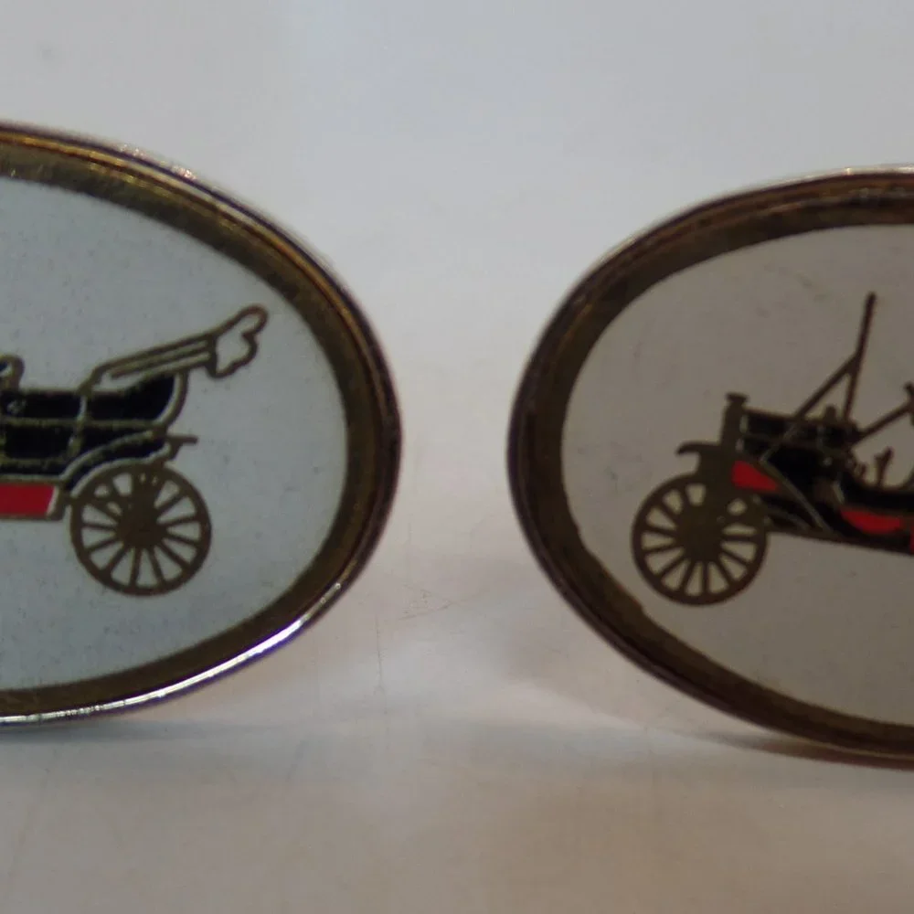 Unbranded Men's Goldtone Vintage Car Cuff Links